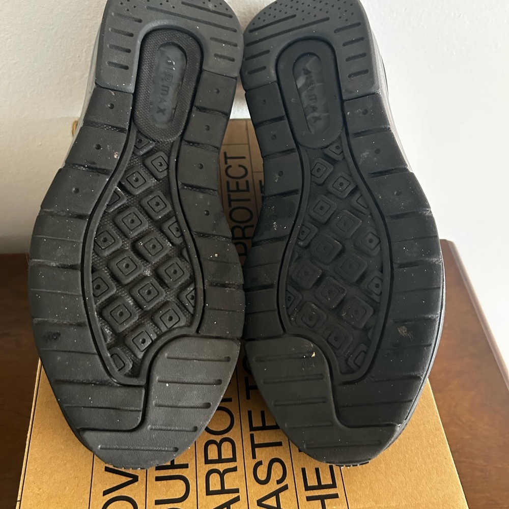 Men Air Nike Genome Gym Shoe View 5